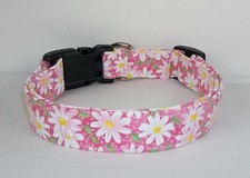 White Daisy Daisies on pink Terris Dog Collar handmade adjustable fabric flowers