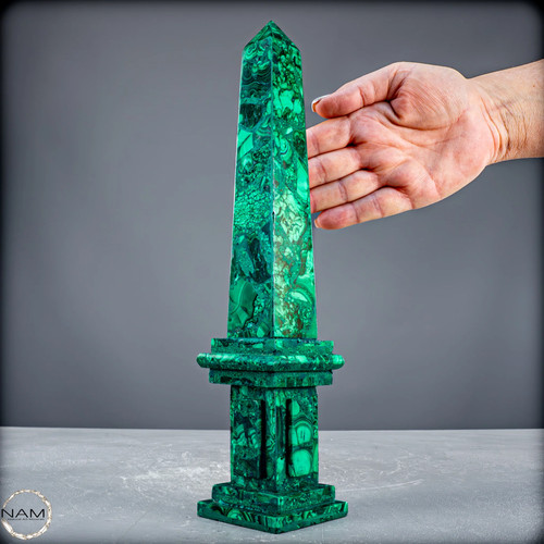 Malachit-Turm – Monumentale Eleganz aus der Natur – 969,51 g
