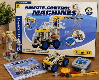 Thames & Kosmos Remote-Control Machines Construction Kit 182 Pieces Stem Set