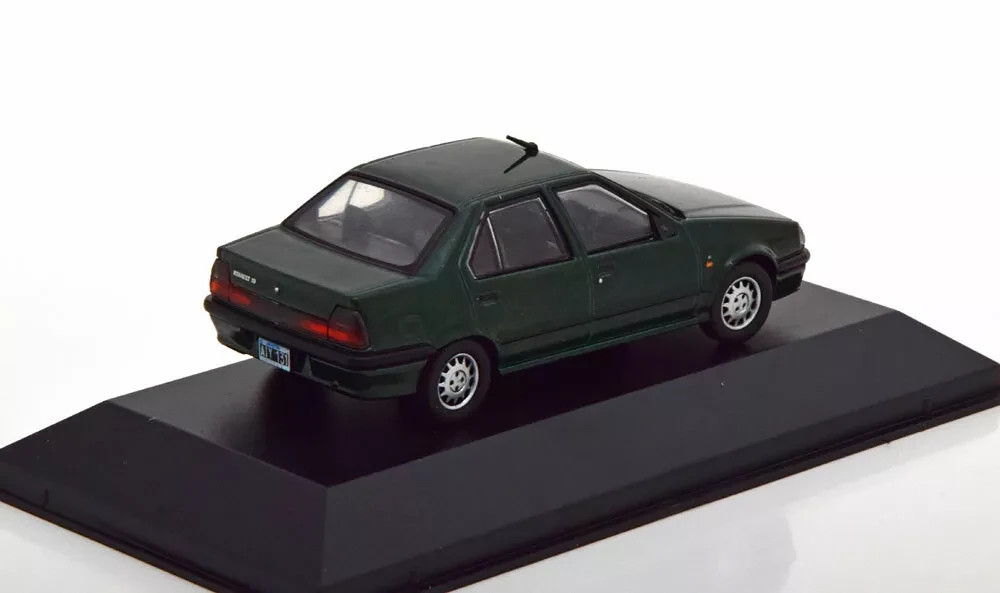 R19 Chamade Renault 19 RT 1995 de collection finition diecast d&eacute;taill&eacute;e 1/43 - 4