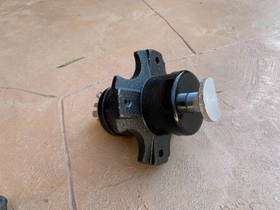 Bush Whacker Heavy Duty 4-Bolt mount Tail Wheel Hub with 1