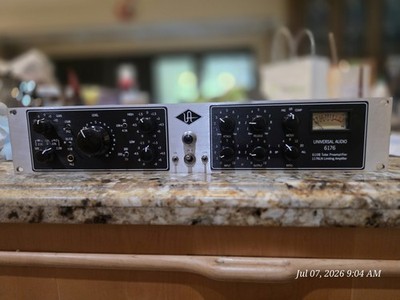 Universal Audio 6176 Tube Channel Strip Preamp w/1176LN Compressor, Phantom