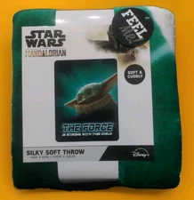 Star Wars Mandalorian Strong Force Child 46"x60" Silk Touch