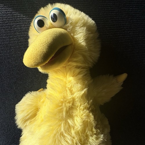 Vintage 1985 Sesame Street Hasbro Softies Big Bird Plush 30" Yellow Stuffed Toy - Picture 3 of 19