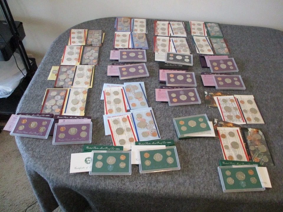 1990-95 US MINT PROOF + UNCIRCULATED + 1992 SILVER PROOF SET(27) - READ - Image 2 of 4