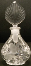 Vtg Clear Glass Crystal Perfume Bottle Etched Floral Shell Stopper 5.75" H