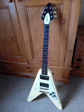 Tokai Flying V upgraded