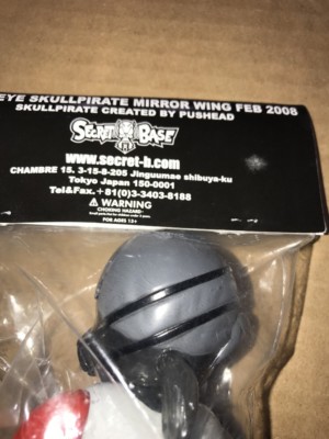 Pushead Bullseye Skullpirate Mirror Wing 2008 Secret Base Sofubi