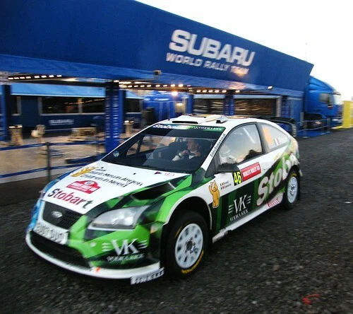 MINICHAMPS 1/43 VALENTINO ROSSI MODELLINO AUTO MACCHINA RALLY FORD FOCUS WRC NEW - Immagine 3 di 3