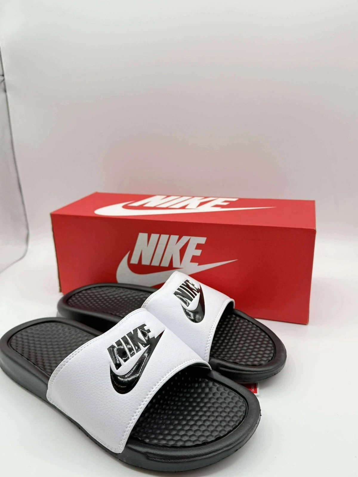 Sandali uomo Nike Benassi JDI bianco nero slide 8 9 10 11 12 13 spedizione veloce