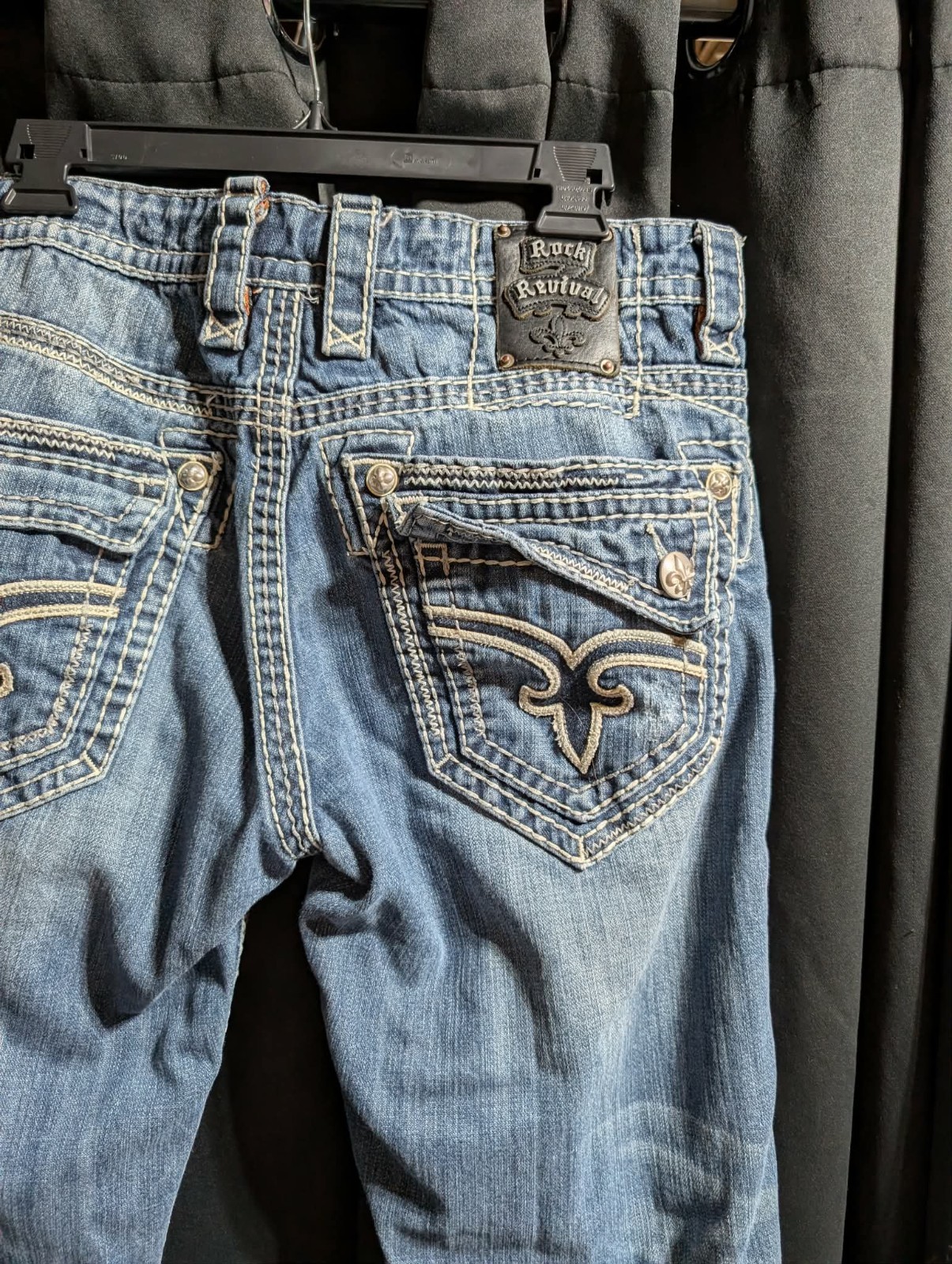 Rock Revival Men’s Straight Fit Blue Medium Wash Distressed Denim Jeans Size 34 image 4
