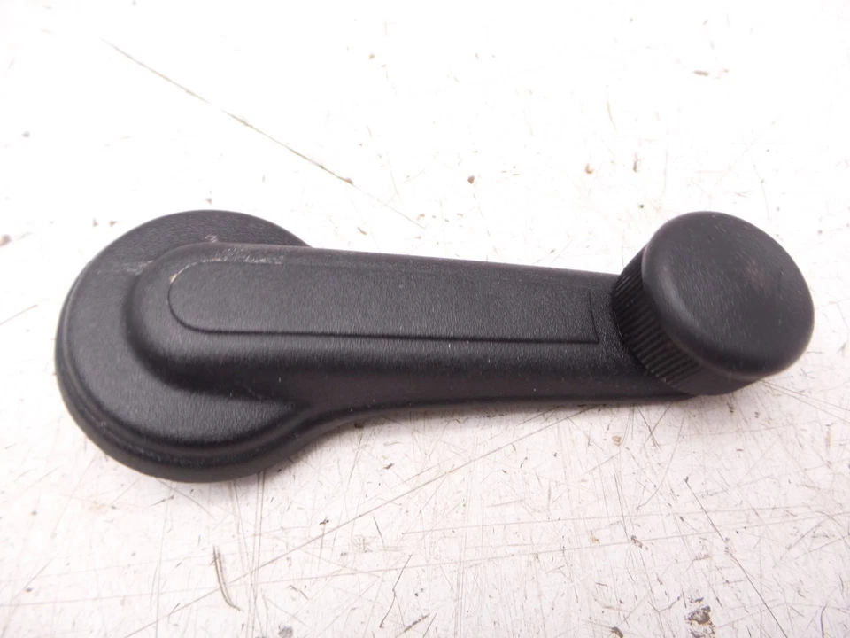 82-92 Camaro Firebird manual janela manivela alças par alça preta GM 20285269 - Imagem 2 de 4