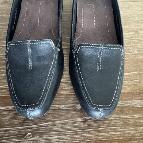 Clarks Shoes Women's 9W Black Loafer Moc Toe Low Heel Slip On Leather - Picture 3 of 10