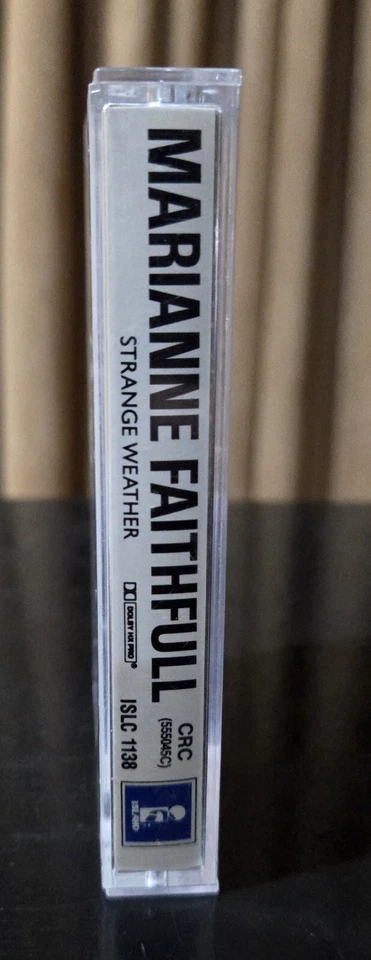 Cassette Island Records 1987 Marianne Faithfull "Strange Weather" Foto 2 de 3