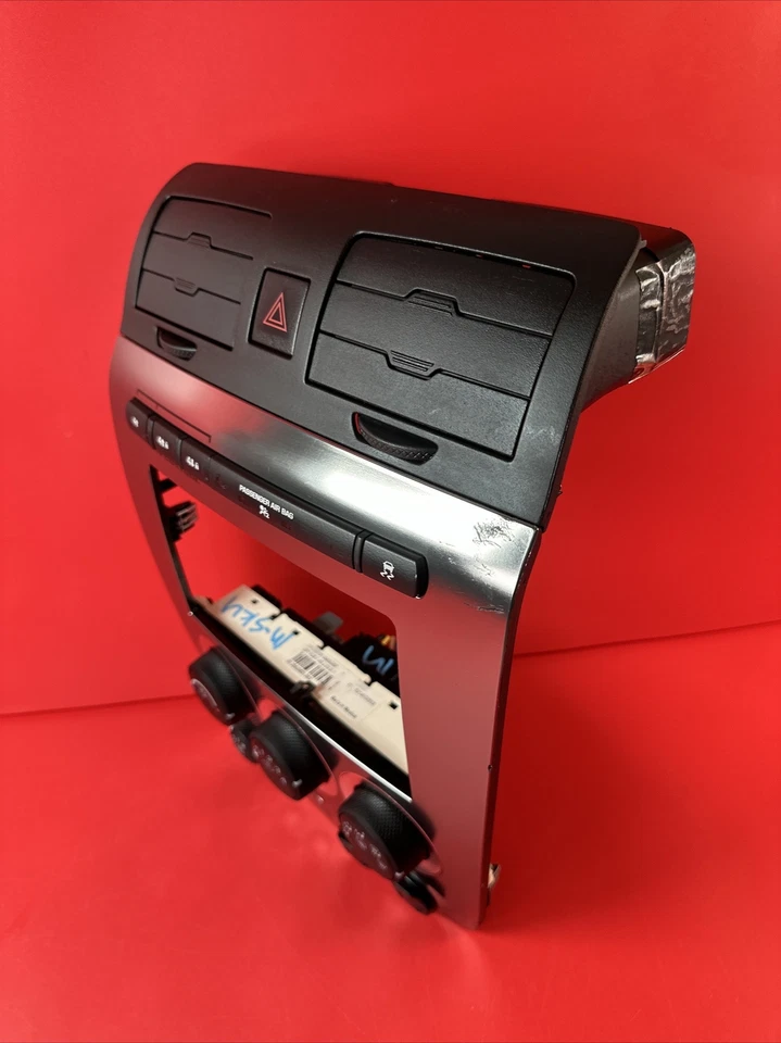 Bisel de ajuste de radio/control climático Hummer H3 2006-2010 OEM Foto 4 de 4