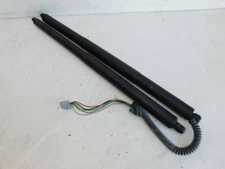 Tesla Model S 70D 2016 Rear Hatch Electric Lift Support Struts 6006610-00-B J121