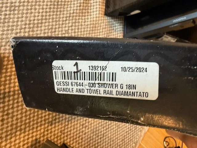 GESSI - 18'Mango y toallero DIAMANTATO  Foto 2 de 2