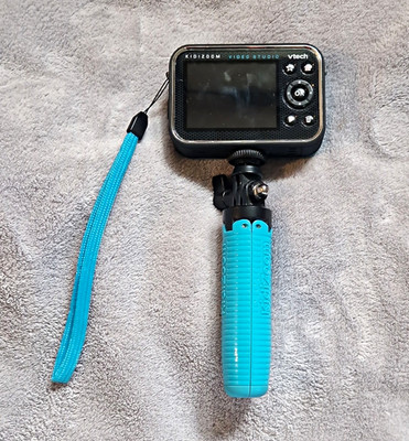VTech Kidizoom Video Studio Kinderkamera blau/schwarz mit Griff, Handschlaufe