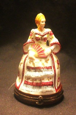 Limoges Peint Main Marquise de Pampadour Courtier Lady Box