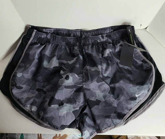 2x nike shorts