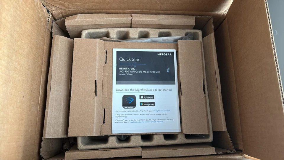 NETGEAR Nighthawk AC1900 C7000V2 Wi Fi Cable Modem Router - Image 2 of 4
