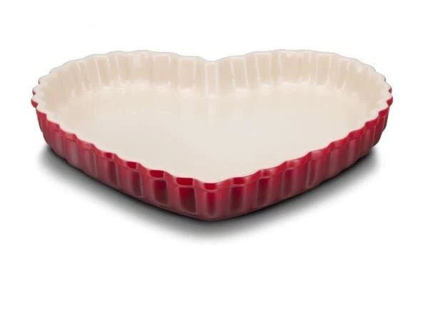 Le Creuset Fluted Heart Shaped Tart Dish Cherry Red Baking Pie Stoneware 11.5"