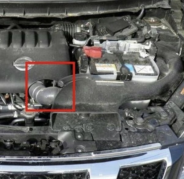Tubo intercooler Nissan Qashqai J10 2.0 dCi 150 CV Diesel 110 kW 2007 - 2013 M9R ▷ AUTODOC