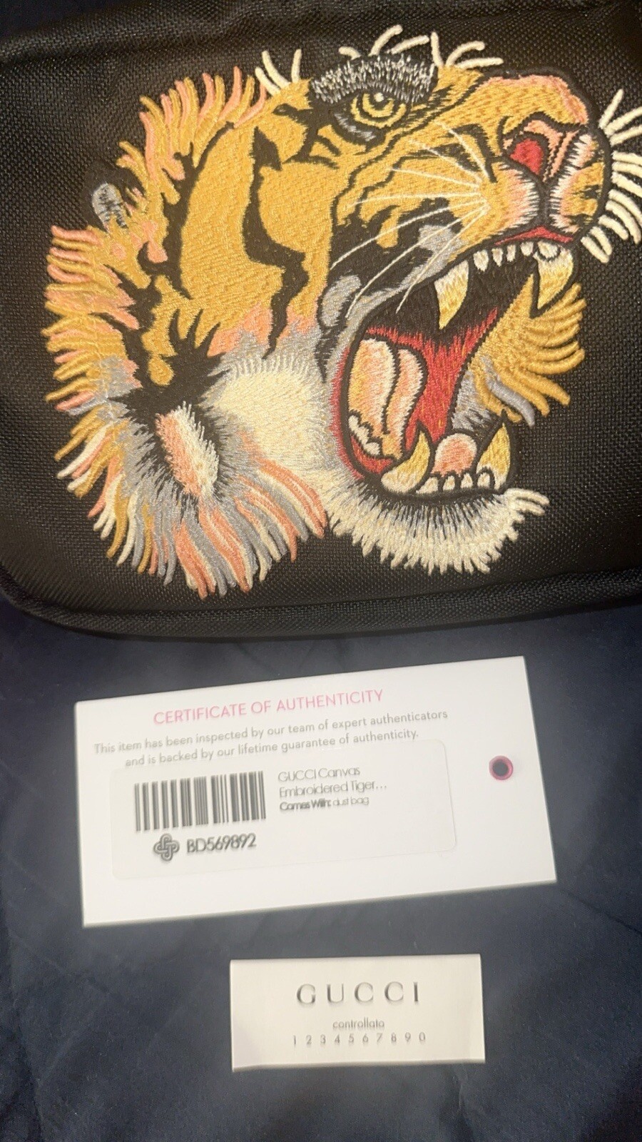 Gucci tiger messenger Bag Small Men Gem