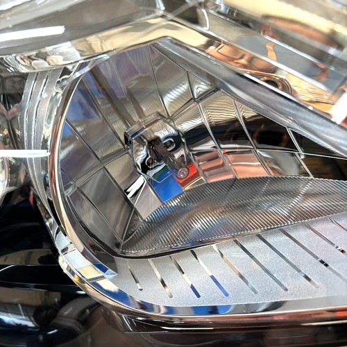 OEM 8310208C00 Head Lamp Light Assy RH 1p For 2013 2017 Ssangyong Rexton W - Picture 3 of 10
