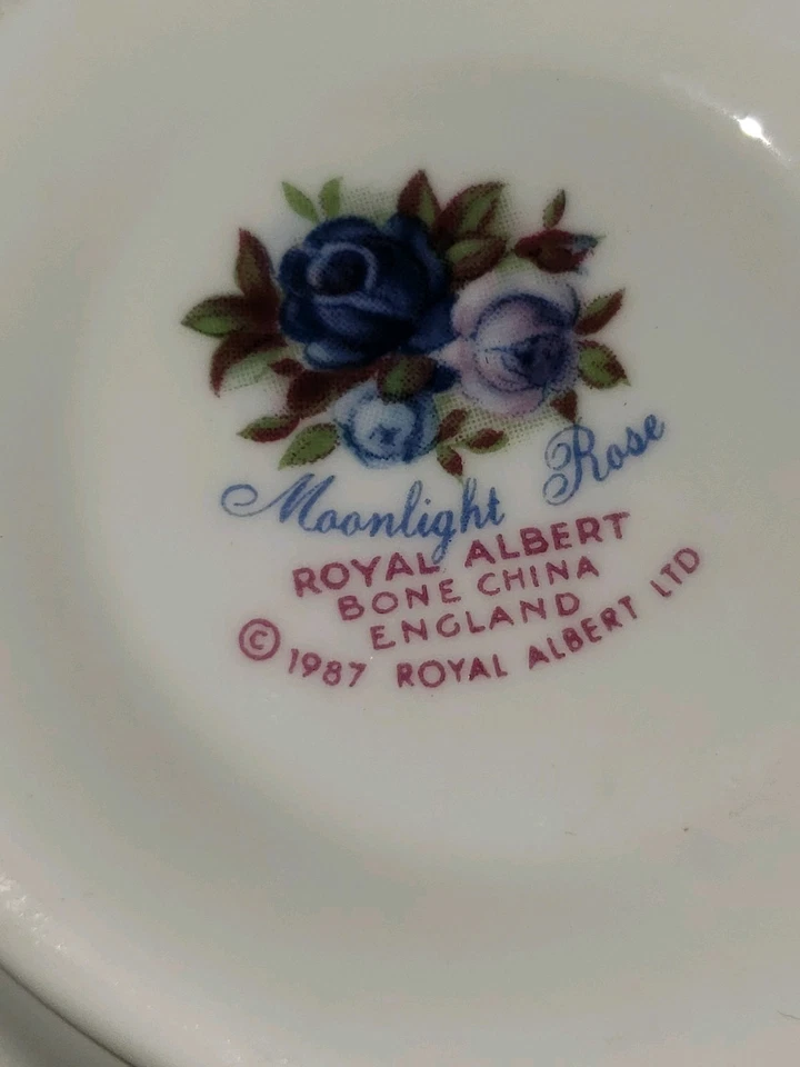 1987 Vintage Royal Albert Moonlight Rose Bone China England 6 PC Place Setting - image 3 of 3