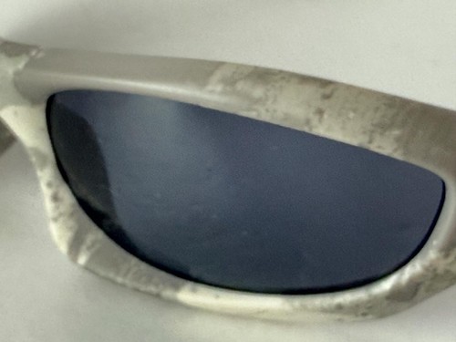 OAKLEY Monster Dog Camouflage White/Gray Frame Sunglasses - Picture 8 of 8
