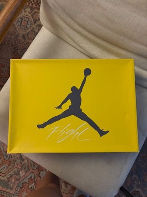 nike air jordan 4 retro lightning yellow size 11