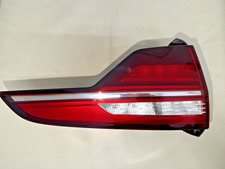 Audi A4 Avant B9, 8W5, 8WD 35 TFSI Rückleuchte Schlussleuchte Links 8W9945075AA