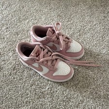 Nike Unisex Kids Pink White Colorblock Low Top Lace-Up Sneakers Logo