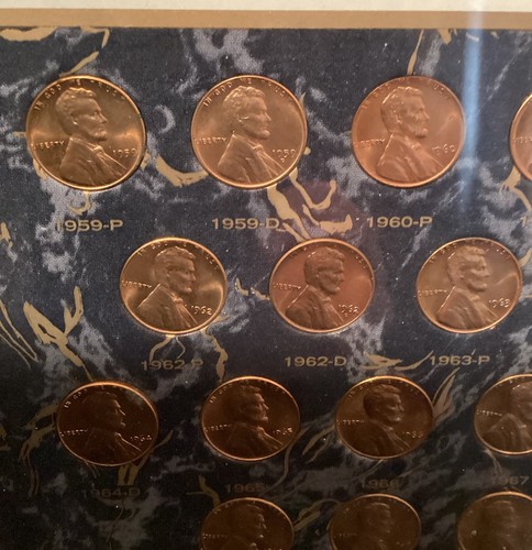 LINCOLN MEMORIAL CENT COLLECTION - PICTURE FRAMED - 1959-1971 VINTAGE - Picture 2 of 2