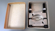 New Old Snap-on Usa Bearing Separator Splitter Cj-950 Tool In Box Nos Nib Cj950 New Old Snap-on Usa Bearing Separator Splitter Cj-950 Tool In Box Nos Nib Cj950
