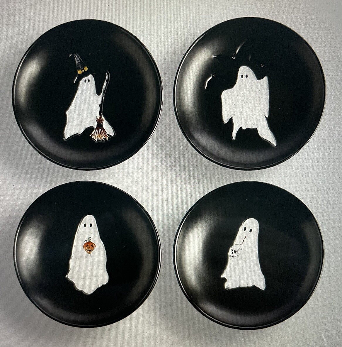 VALIEM WARP GHOST セット Pottery Barn Scary Squad Halloween Ghost Set Of 4 Appetizer Plates