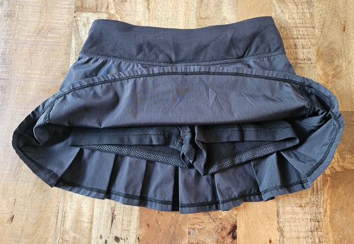 Ivivva by Lululemon Girls Set The Pace Skirt Size 10 Black Pleated Tennis Skort - Picture 3 of 4