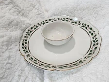 New Opened Box Royal Holly Holiday Chip and Dip Serving Dish Christmas Japan