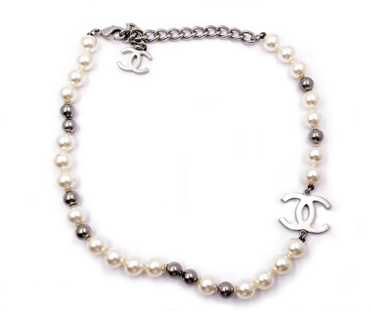 CHANEL 1996 Double Strand Pearls Chain Necklace W/Pendant