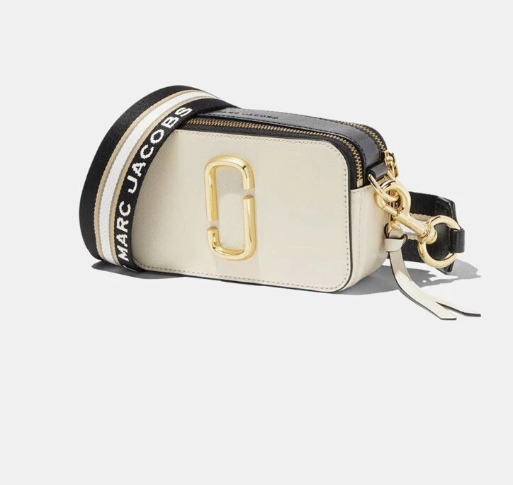 Marc Jacobs The Snapshot crossbody bag in the colour cloud white