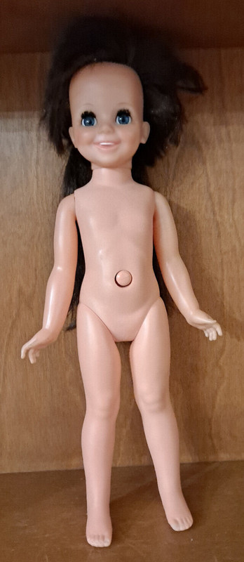 Ideal Doll MIA friend of Crissy, Hair Grows, Brunette, Sleep Eyes, 16-in tall