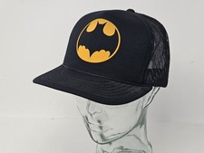 VINTAGE Batman Hat Cap Snap Back Trucker Gotham City Old Logo Mesh USA 80s 90s