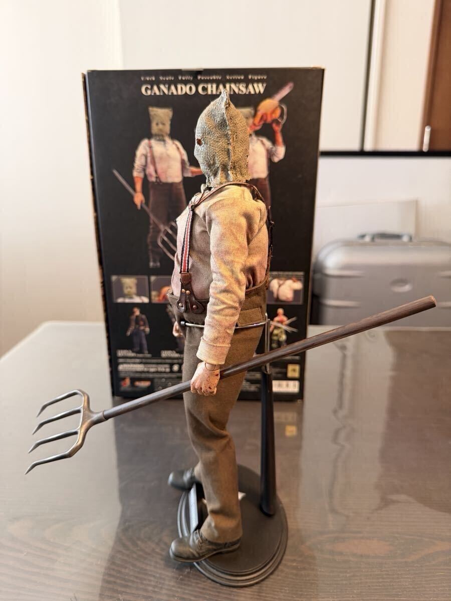 1/6 HOTTOYSバイオハザード4 GANADO CHAINSAWフィギュア Hot Toys Video Game Masterpiece Resident Evil 4 Chainsaw Ganado
