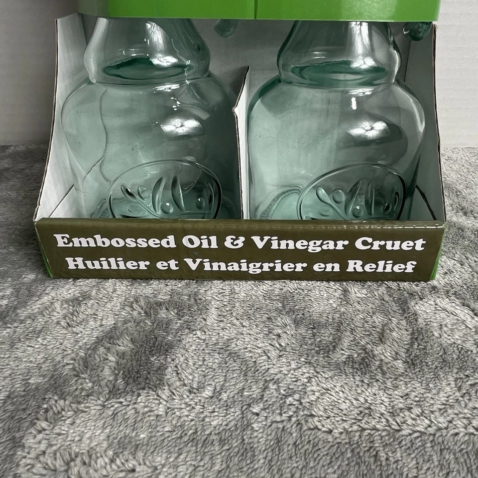 NEW Howard Grant Embossed Oil & Vinegar Cruet Set 10 Fl. Oz 290 ML   - Image 4 of 4