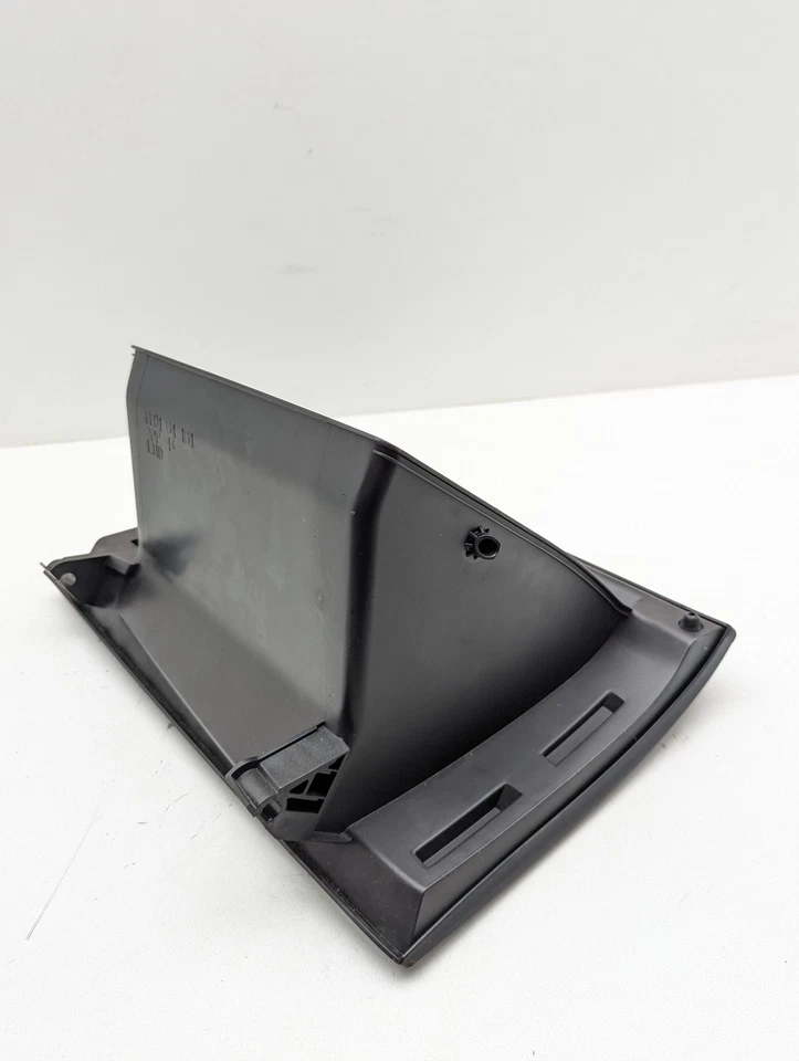 Mazda RX-8 2004-2008 tablero guantera montaje Foto 4 de 4