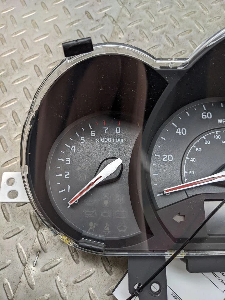 16 17 2016 2017 Kia Rio Speedometer Instrument Cluster 1063644 - Image 2 of 4