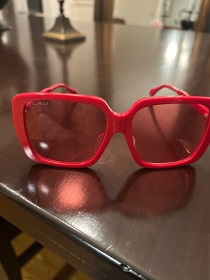 NEW Gucci GG0567SA Red  I LOVE YOU'' Oversized Sunglasses