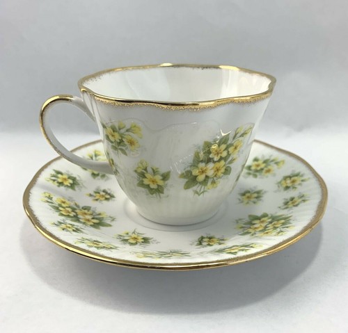 Vintage Royal Minster fine Bone China floral tea cup & saucer made in England.- - Picture 2 of 12