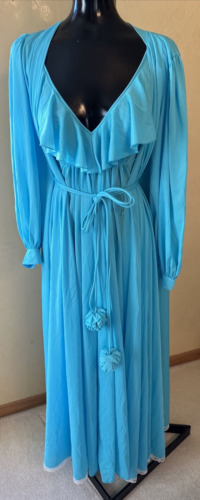 Clair Sanders Lucie Ann Beverly Hills Nightgown &… - image 1